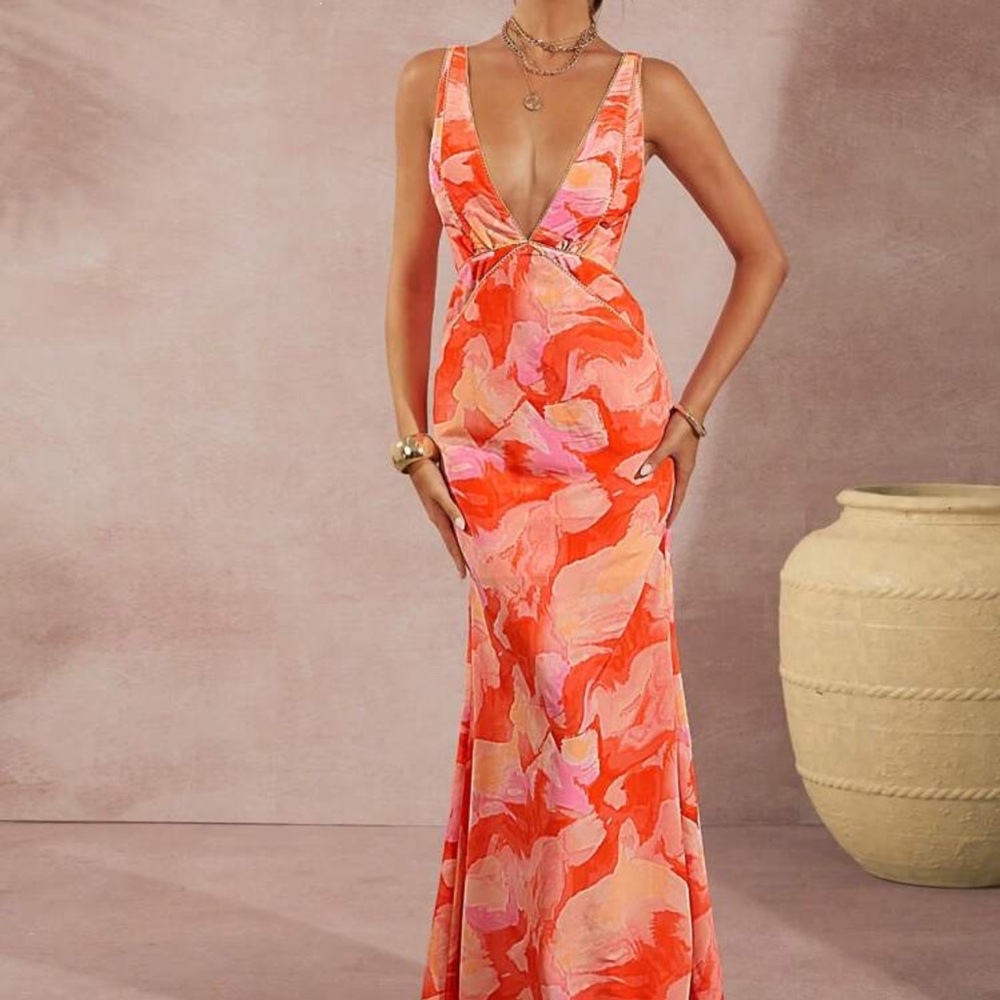 NWT Slimming Summer Bright Y2K Print Plunging V-Neck Maxi Dress